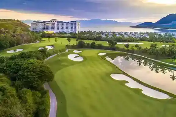 VINPEARL GOLF LAND RESORT
